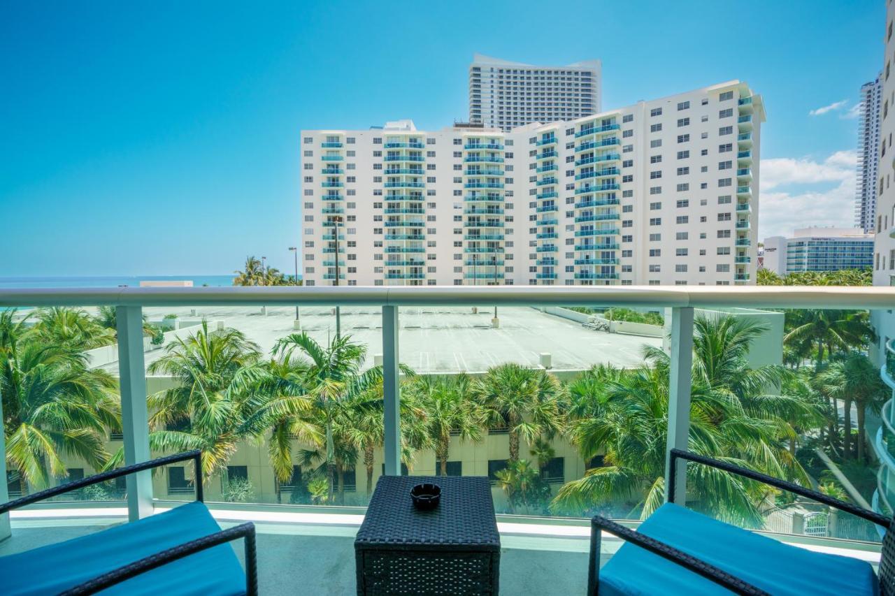 Modern 1 Bdr Oceanview With Direct Beach Access! Hollywood Buitenkant foto