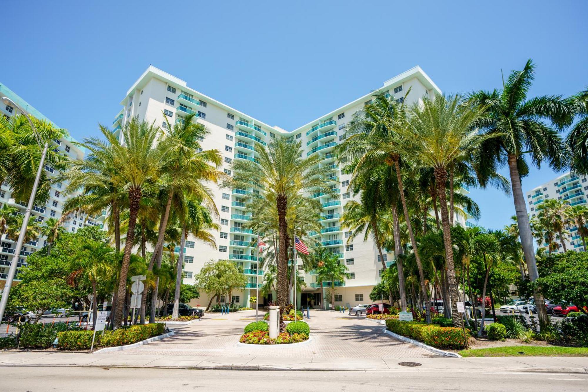 Modern 1 Bdr Oceanview With Direct Beach Access! Hollywood Buitenkant foto